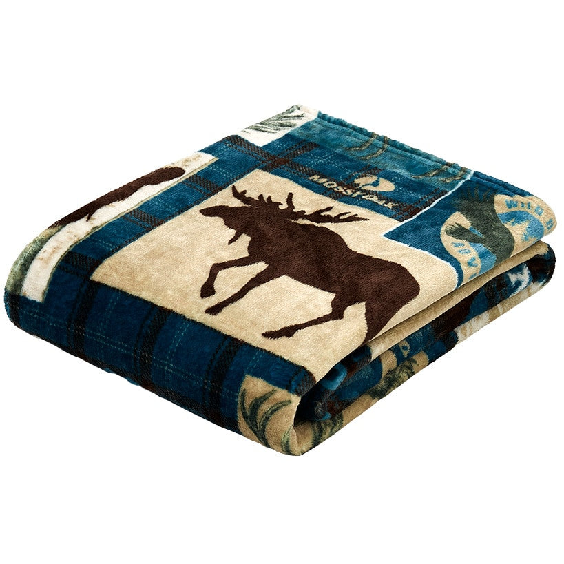 Mossy Oak Never Stop Exploring 50\" x 60\" Fleece Plush Throw